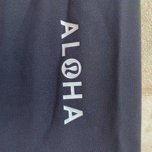 Lululemon Wunder Under - HAWAII ALOHA- High-Rise Crop 23” size 8